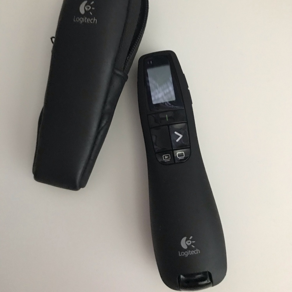 Logitech R800 laser presentation remote
